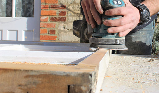 Sailisbury Sash Window Repairs covers all aspects of sash windows. Repairs, renovation or even replacements. Servicing Sailisbury, Bemerton, Lower Bemerton, Bemerton Heath, Hampton Park, Churchfields, East Harnham, Laverstock, Ford and 